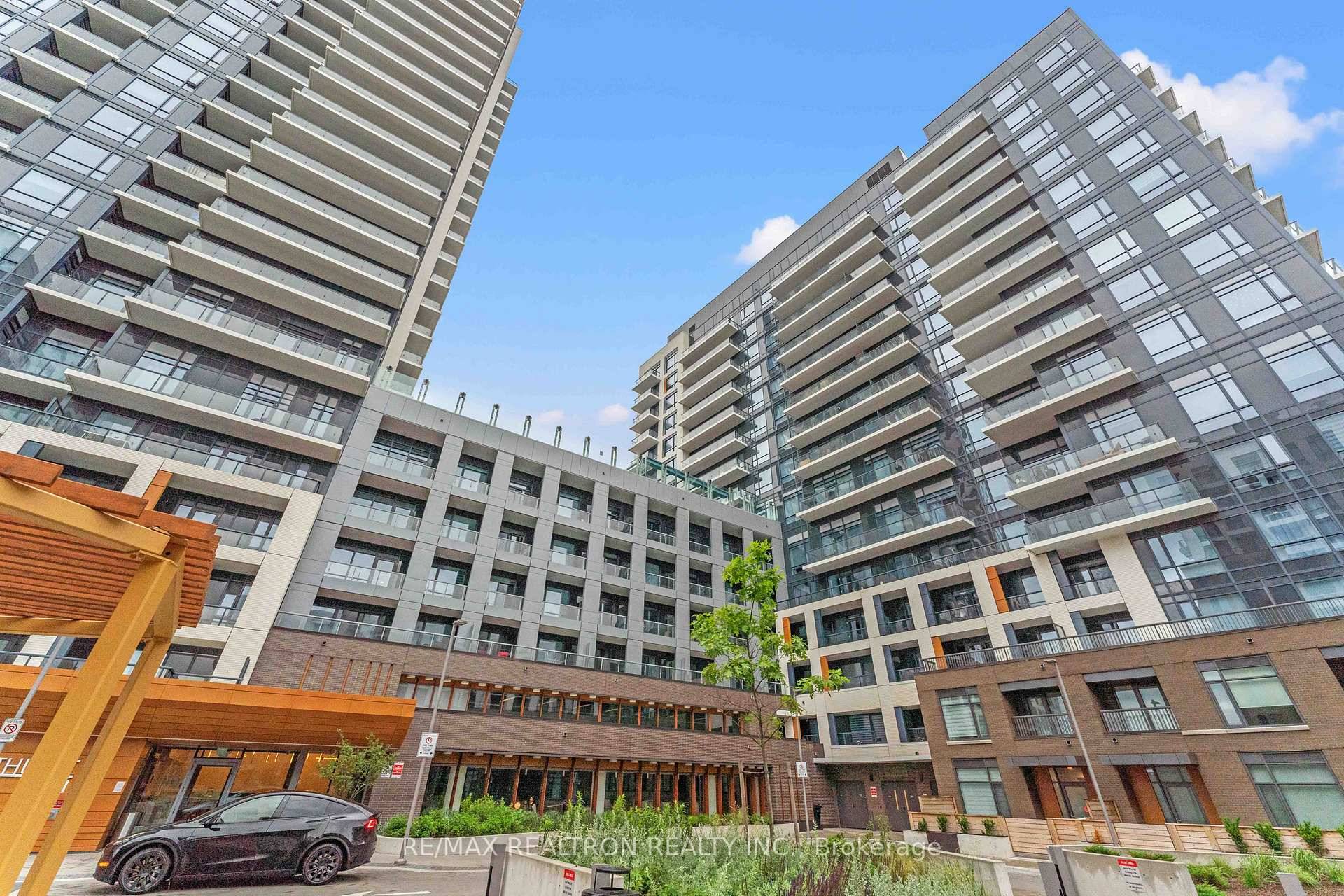 Beautiful 1 Year New, 1 Bedroom Unit In The Heart Of Thornhill !