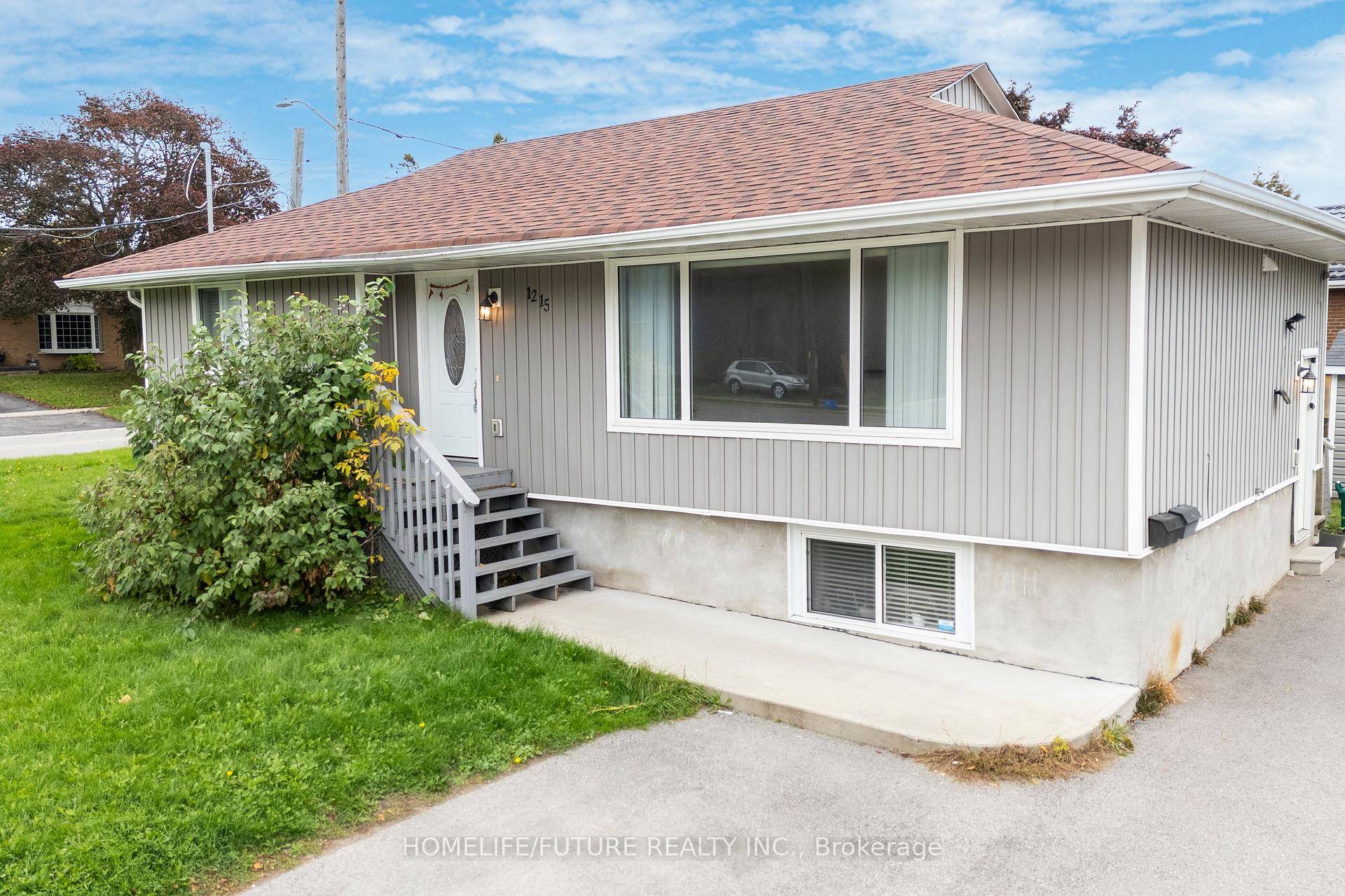Located In A Desirable Family Neighborhood In Oshawa, This Home Is Close To Schools, Parks, Shopping, Public Transit, And Other Amenities.