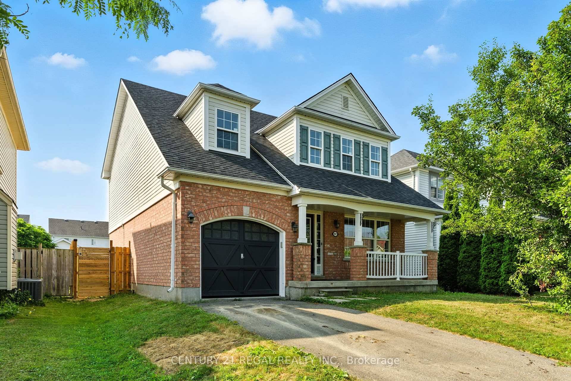 Spacious 4 bedroom detached home in a family friendly neighbourhood !