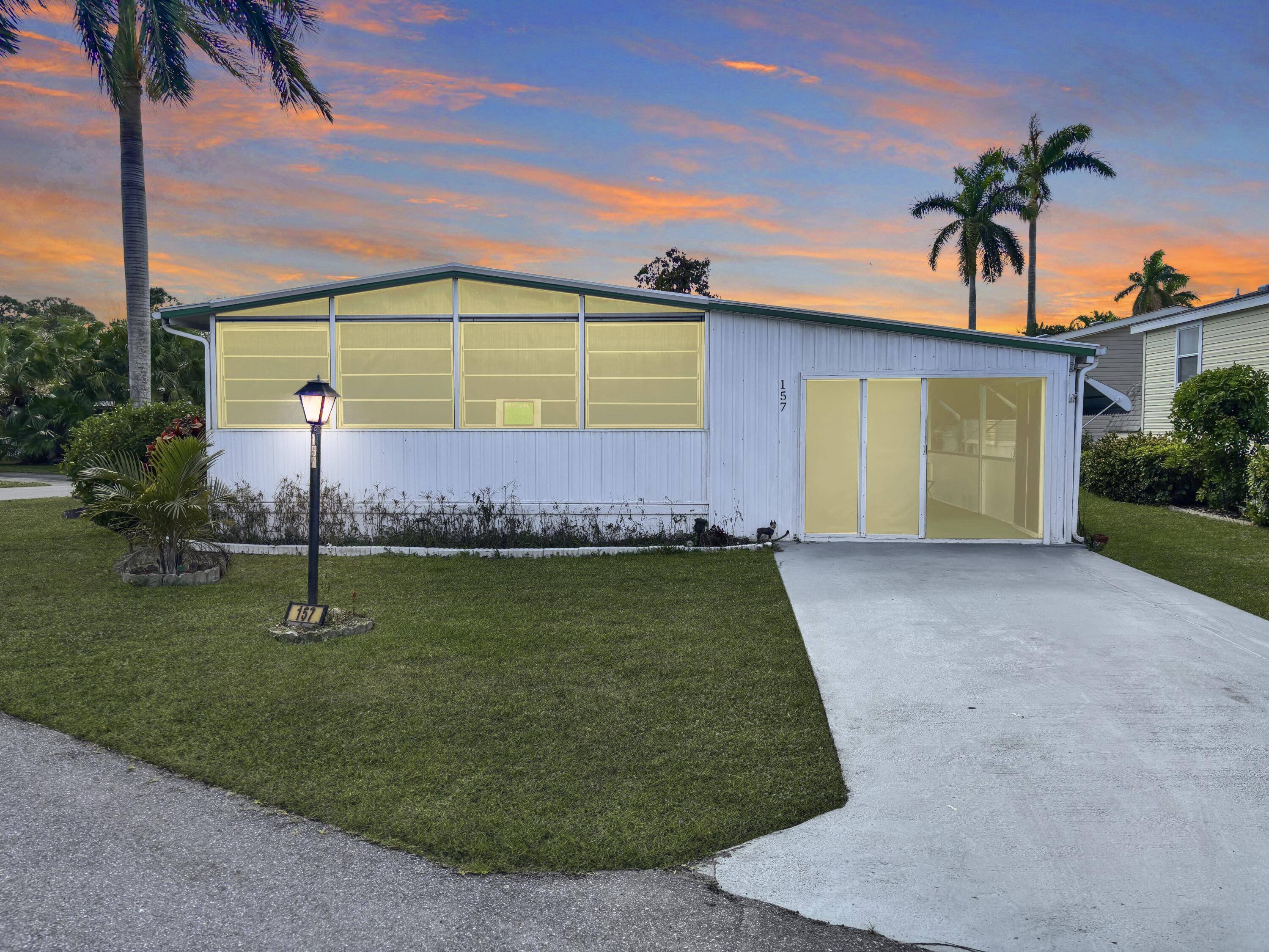Charming 2 Bedroom, 2 Bathroom Fully Furnished Double Wide in Colonial Estates in a 55 communityWelcome to this lovely, move in ready home in the desirable Colonial Estates community !
