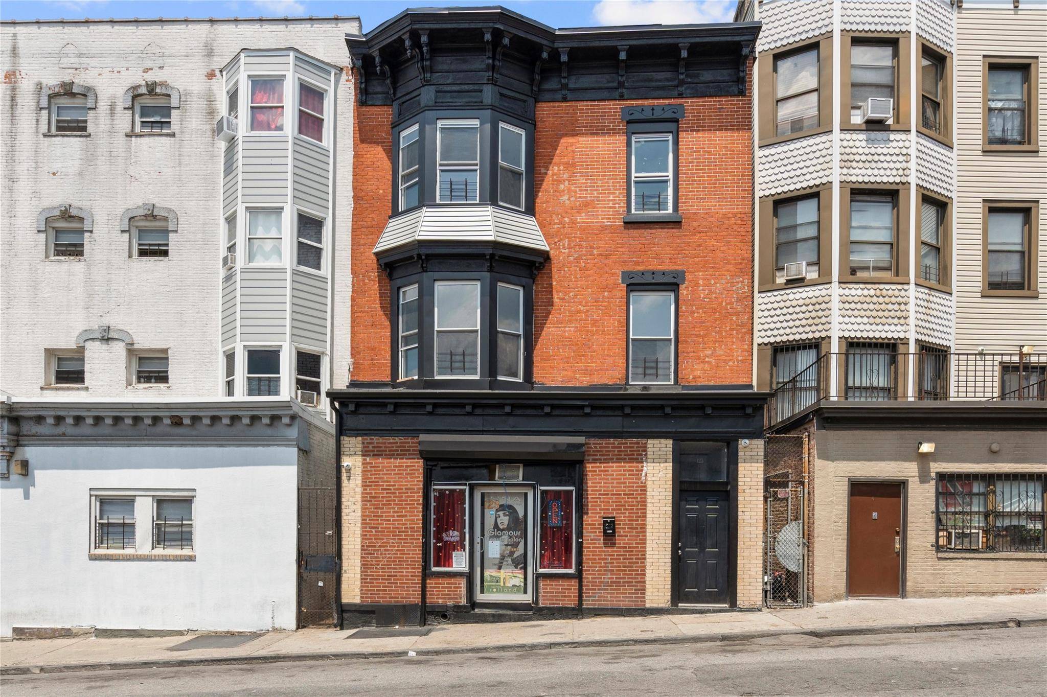 Mixed Use Building for sale Unit 1 Spacious 1 bedroom unit, Unit 2 Cozy and efficient 4 bedroom unit, Apt Currently Vacant ; Unit 3 Another well appointed 4 bedroom ...