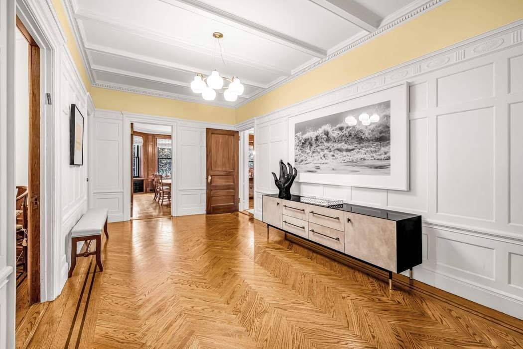 190 Riverside Drive is a striking and unique prewar condominium located on the north corner of West 91st Street a quiet stretch of Riverside Drive just above the Soldiers and ...