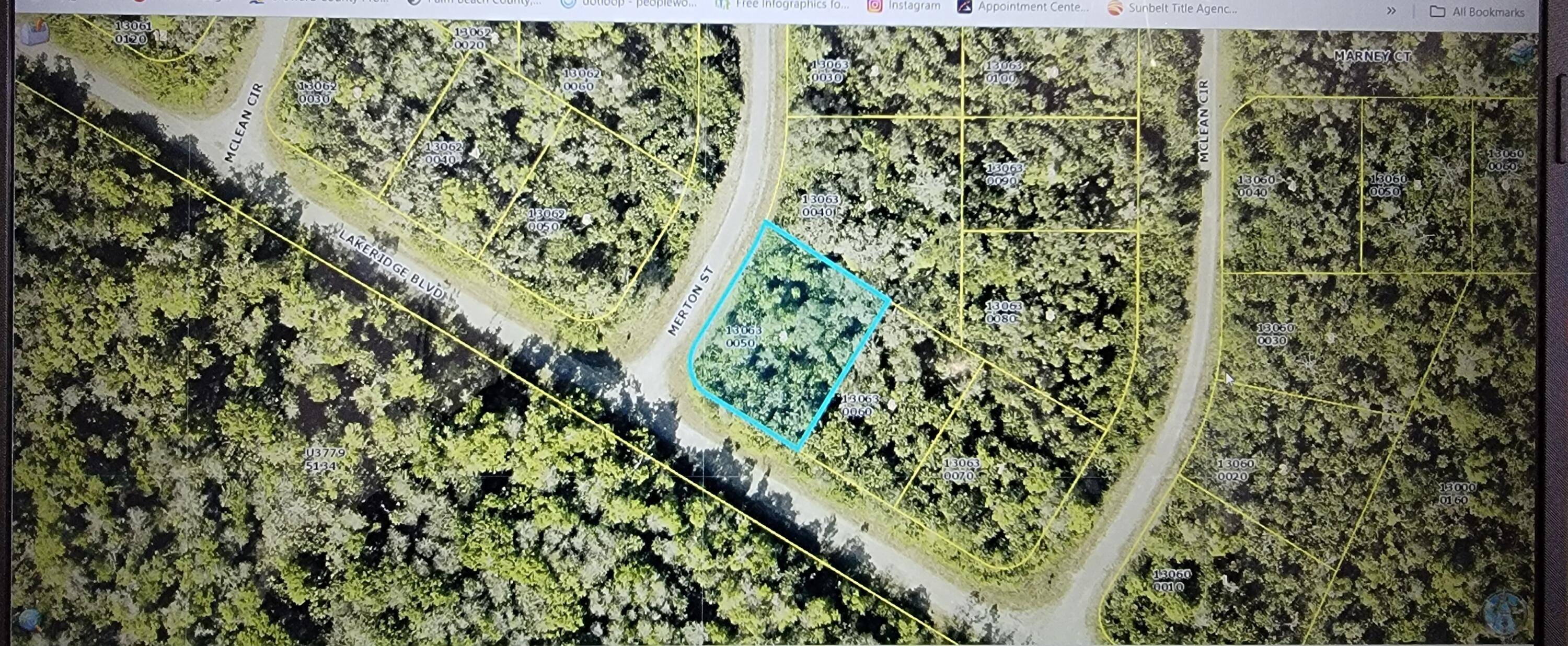 Huge OVERSIZED CORNER LOT !