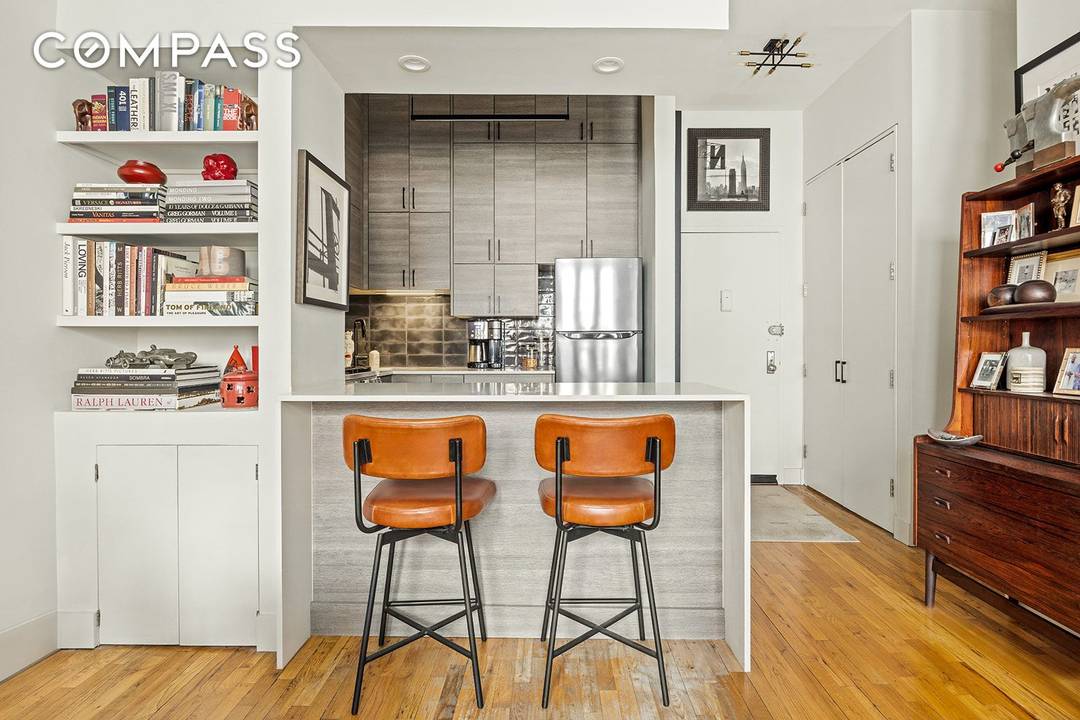 Step into the heart of Chelsea and discover a haven of style and comfort at 360 West 21st Street.