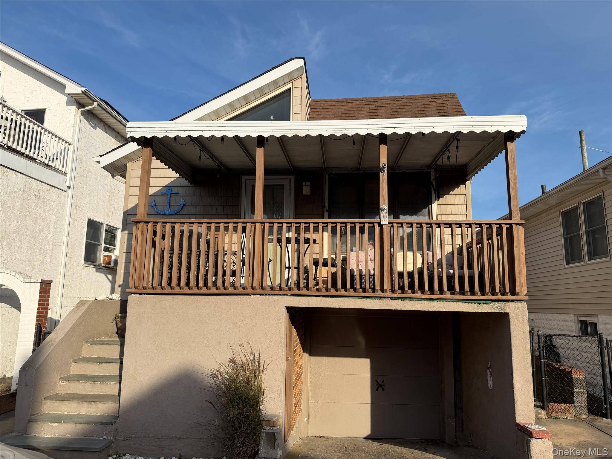 Mint 2 story home in the Heart of the West end.