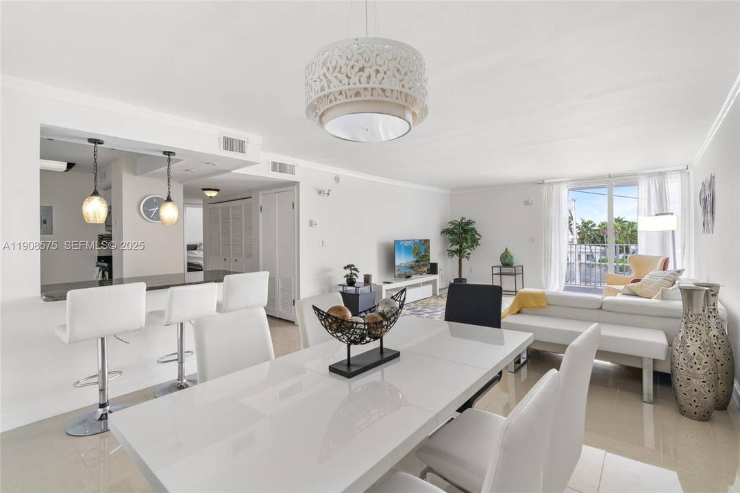 Stunning 2 Bedroom, 2 Bath Corner Residence with Breathtaking Direct Intracoastal Views !