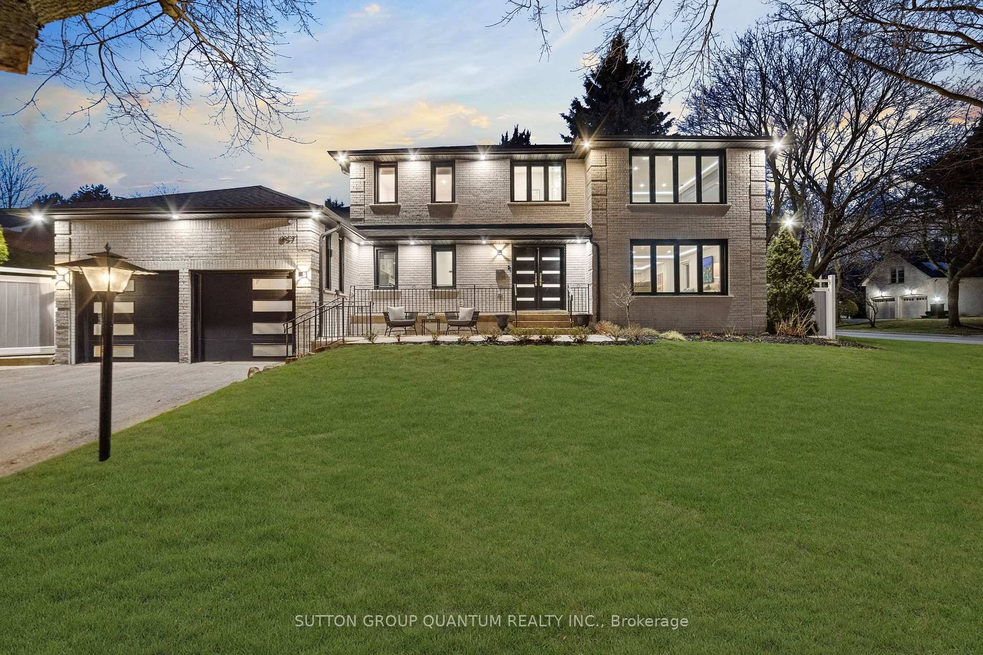 WELCOME TO THIS STUNNING, BRIGHT AND FULLY RENOVATED EXECUTIVE HOME LOCATED ON A PEACEFUL PRIVATE COURT IN SHERWOOD FORREST.