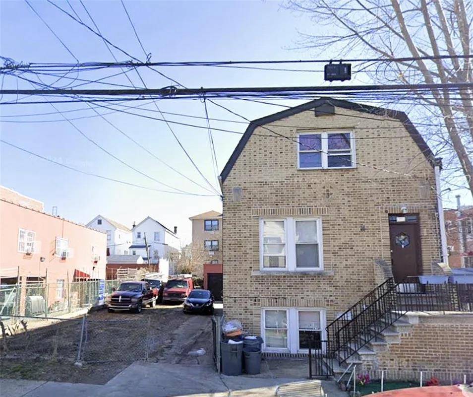 Well Maintained Brick Multi Family on a DOUBLE LOT with Detached Garage.