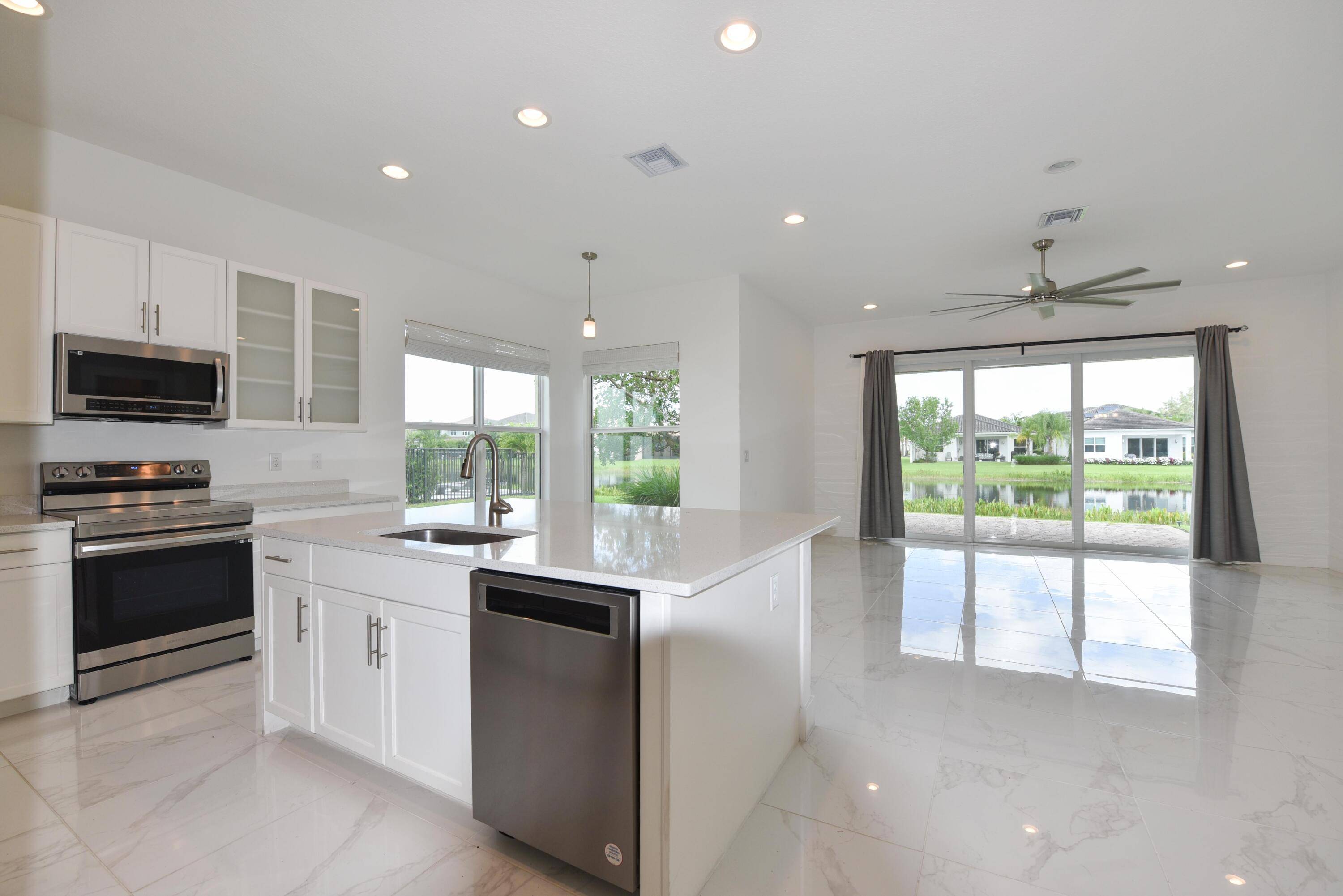 Beautiful lakefront Home in a High End Gated Community Dakota Built in 2019 !