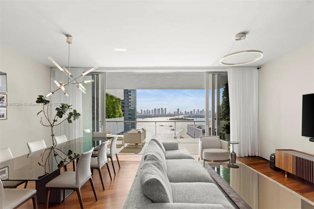 Discover refined living at Monad Terrace, a design forward building envisioned by acclaimed architect Jean Nouvel.