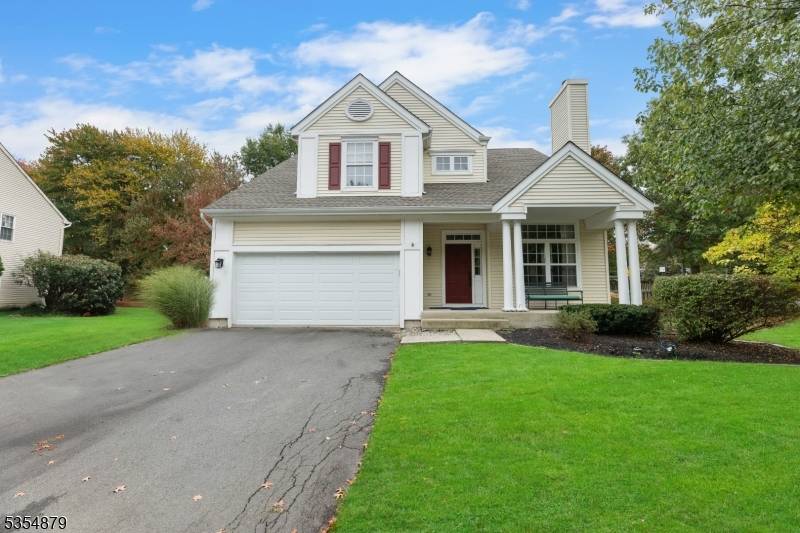 Beautiful 3 bedroom, 2. 5 bath single family home in the highly desirable Woods Edge community.