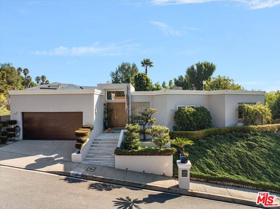 1708   Clear View Dr 4BR Beverly Hills Post Office | B.H.P.O. La