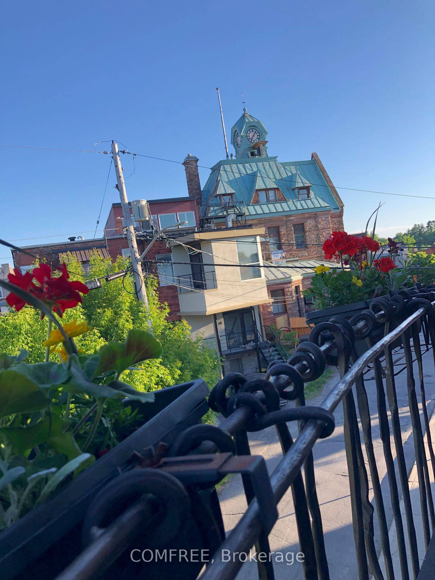 This gorgeous second storey condo unit at Thoburn Mill is your new home in the heart of historic downtown Almonte.