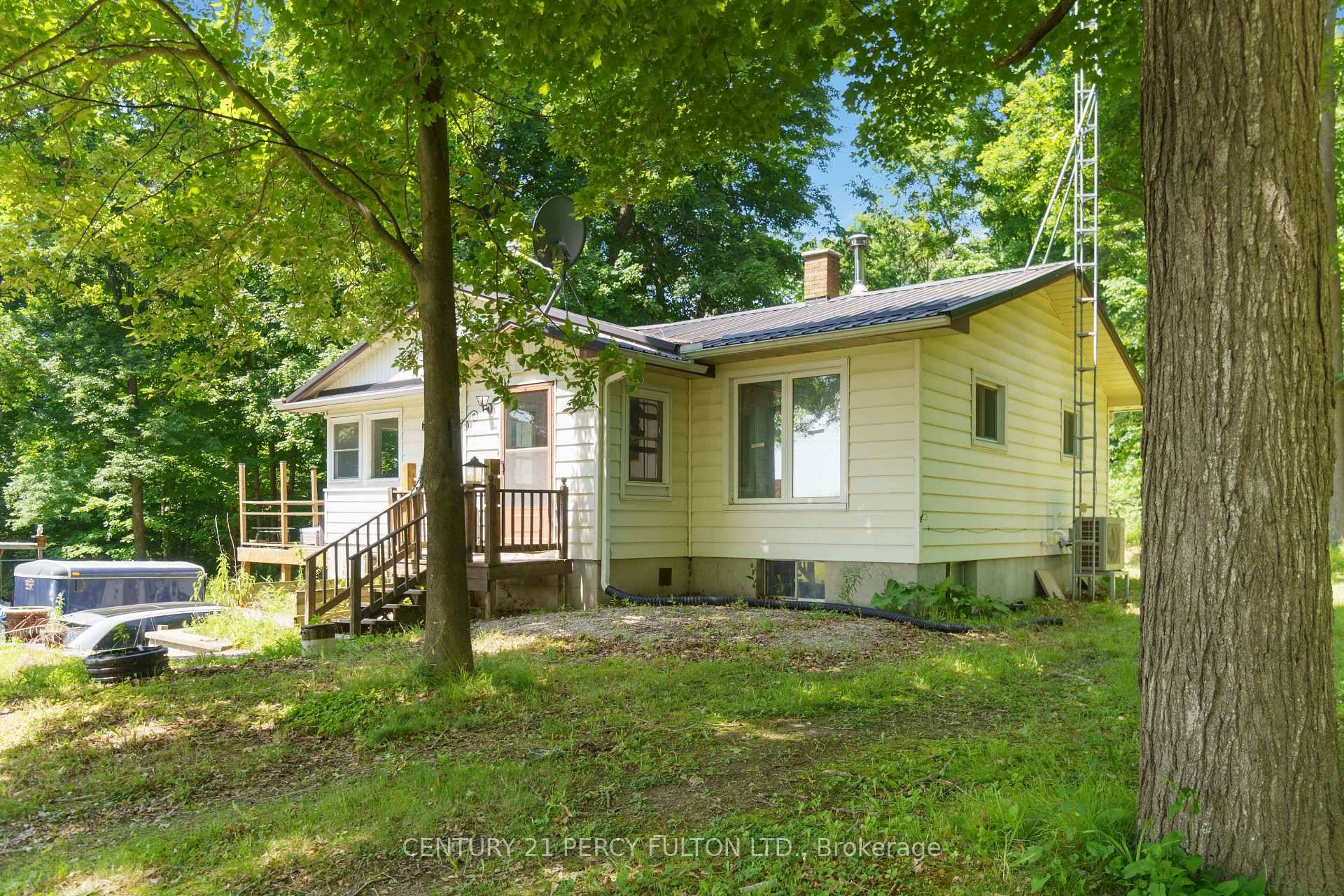 Have you ever Dreamed of living in the peace and serenity of the countryside while at the same time being within a short drive to all amenities ?