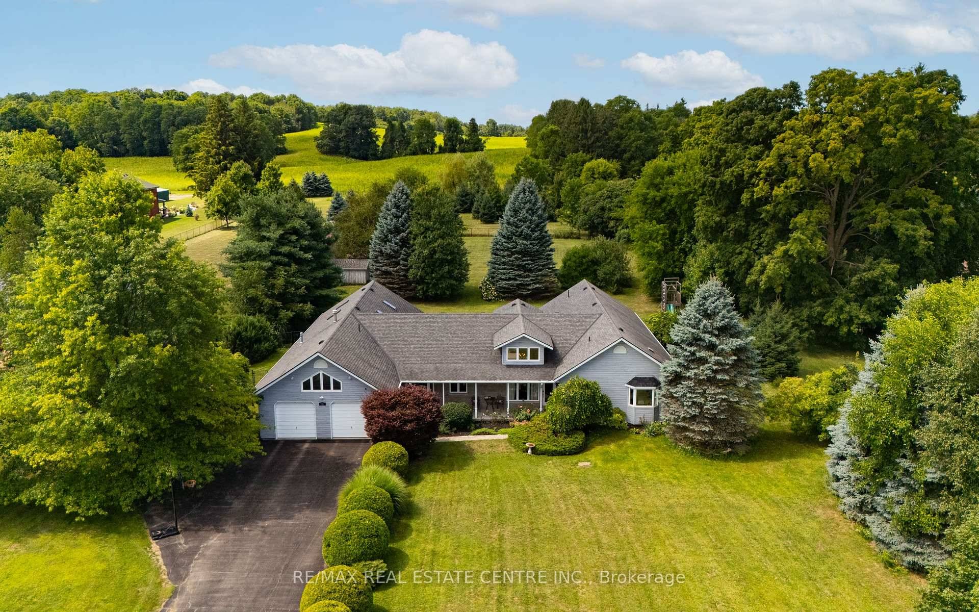 One of a kind dream bungalow retreat on 2 acres in picturesque serene Greensville.