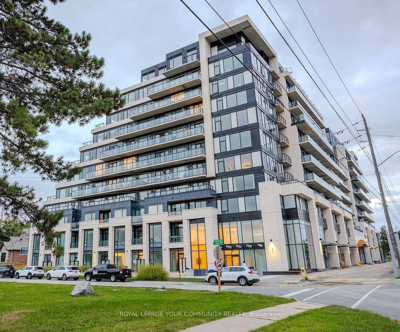 Brand New Condo, Yonge amp ; Upland, Luxury Designed East Facing 2 Bedroom, 2 Bathroom, Total 940 Sqft, Located in the neighborhood of Thornhill, Very Close access to Highway 407, ...