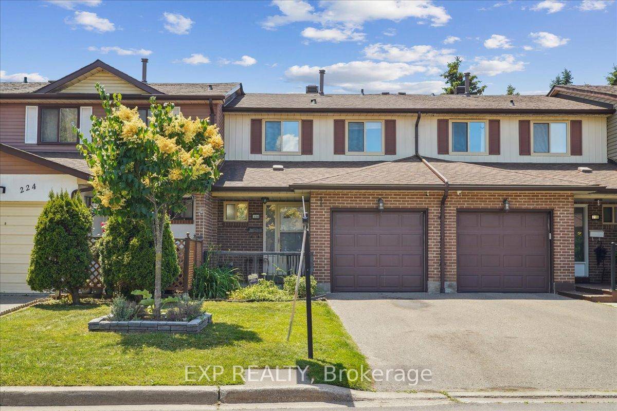 Space, value, and potential all come together in this well maintained 3 bedroom, 2 bath condo townhouse in Brampton North ideal for first time buyers, downsizers, or savvy investors looking ...