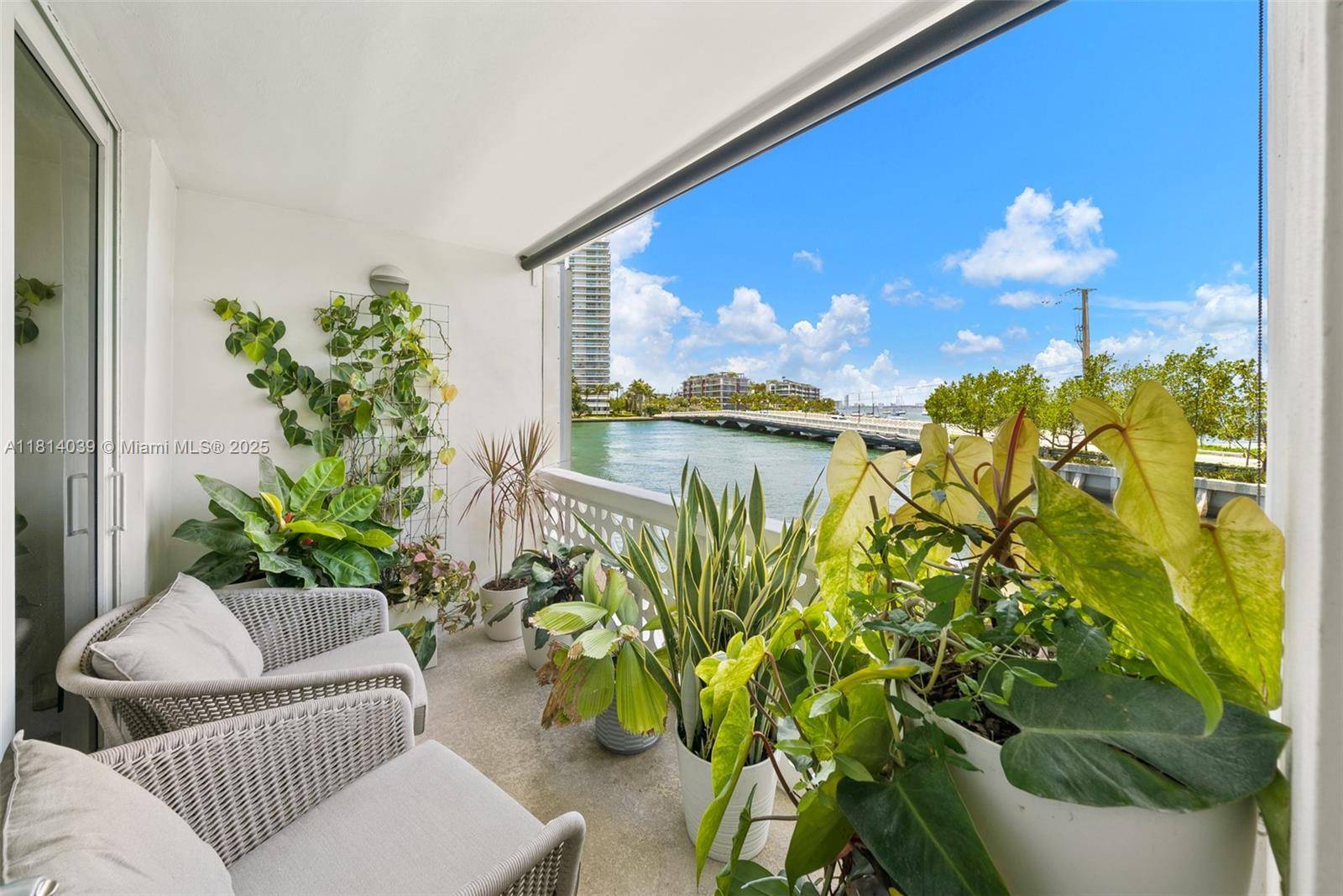 The perfect pied a terre in Miami Beach.