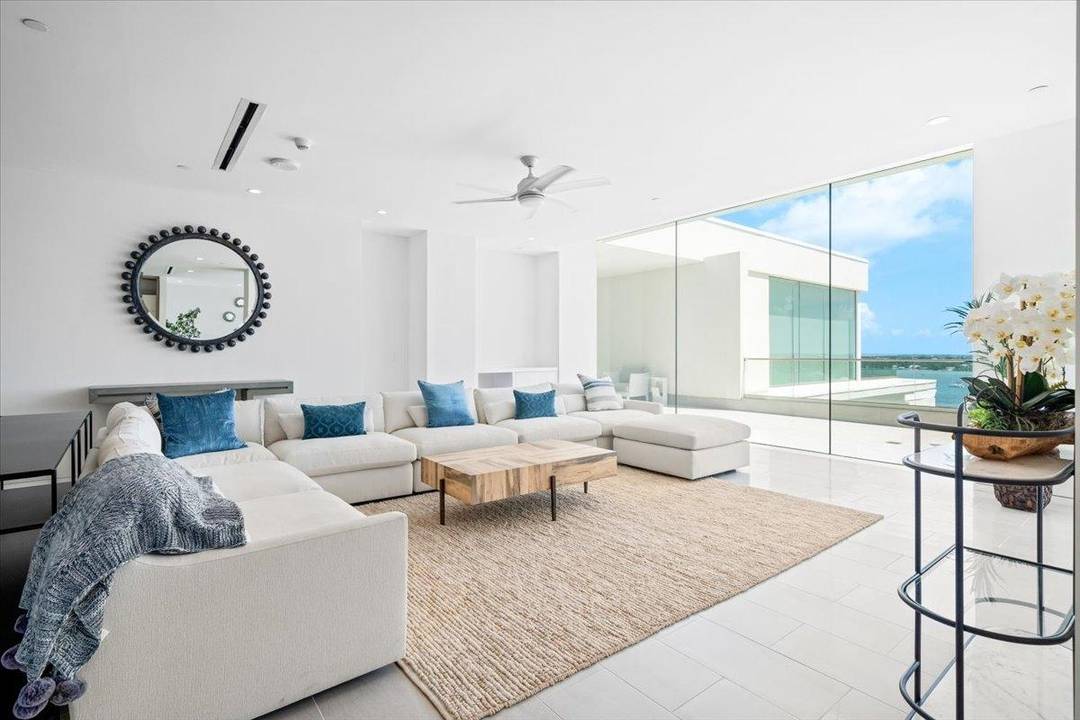 PARADISE ISLAND DRIVE Condo New-Providence