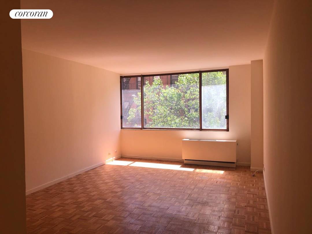 Residence 3C at 350 West 50th is a bright and spacious one bedroom in the vibrant Hell's Kitchen Clinton neighborhood.