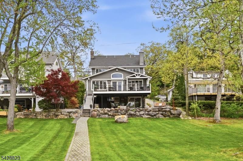 Stunning Awosting Lakefront With 4 Season Appeal.