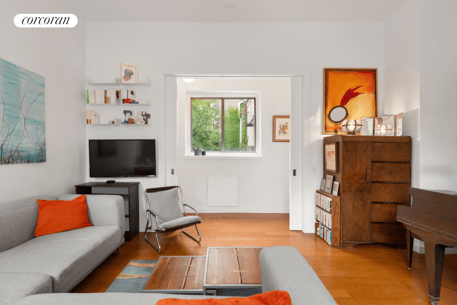 Residing within one of the Upper West Side's most delightful pre war elevator townhouses, Apartment D at 18 West 90th Street presents an extraordinary and spacious urban oasis.