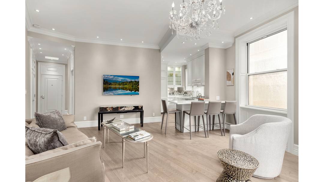 A Reimagined Prewar Gem at The Lincoln Spencer Perfectly positioned on a tree lined block just moments from Lincoln Center and Central Park, Residence 52 at 140 West 69th Street ...