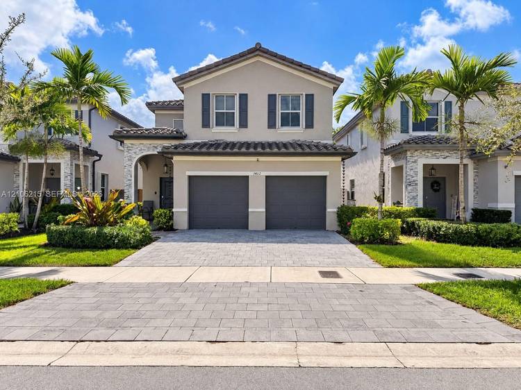 Discover your ideal family home in Homestead !