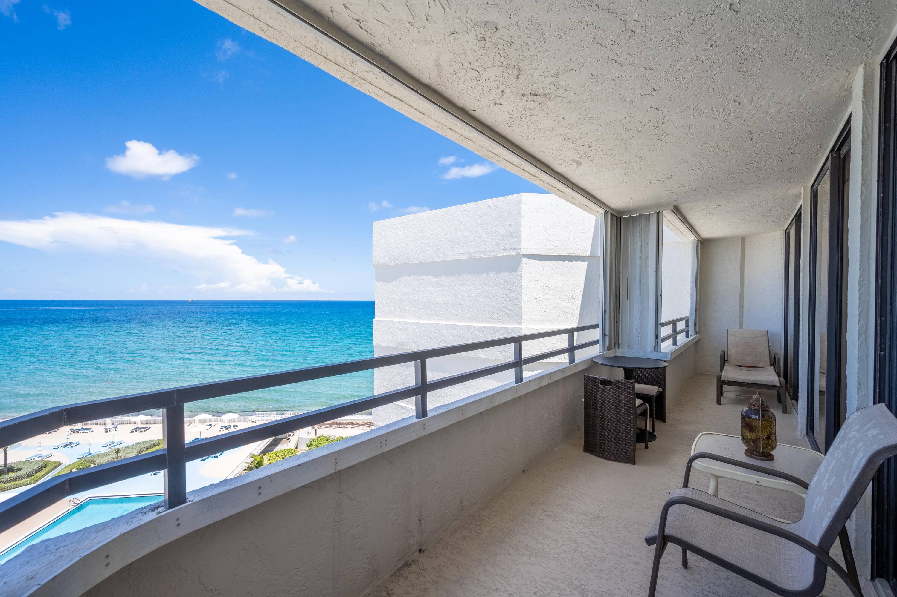 Penthouse PerfectionDiscover a rare opportunity to own a spectacular penthouse with breathtaking east ocean views.