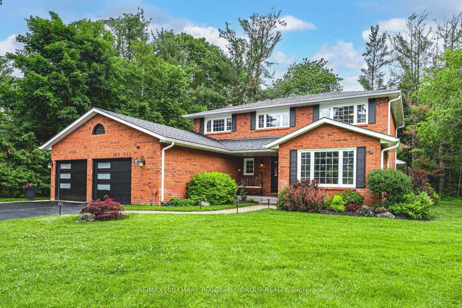 STUNNING MIDHURST 4 BEDROOM FAMILY HOME BACKING ONTO PRIVATE TREED WILLOW CREEK !