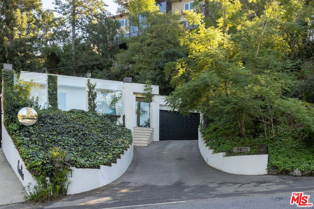 7473 Mulholland Dr 3BR Hollywood Hills East La