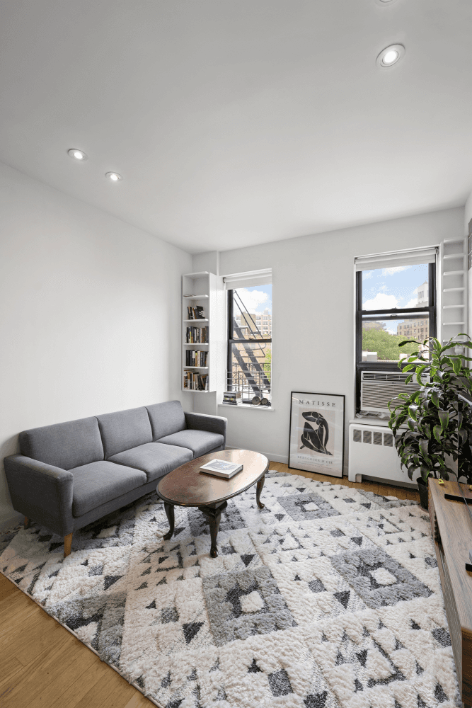 Stylish One Bedroom Retreat in the Heart of SoHo Live at the crossroads of culture and convenience in this inviting one bedroom, one bathroom home nestled in the iconic SoHo ...