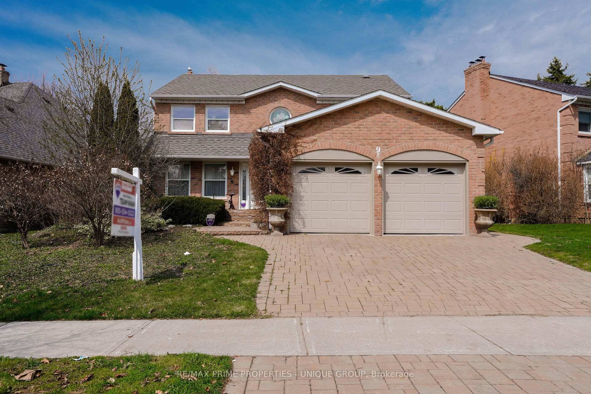 Set on one of Unionville's most distinguished streets, 9 Longwater Chase offers a rare opportunity to own a home where historic charm and modern luxury co exist in perfect harmony.
