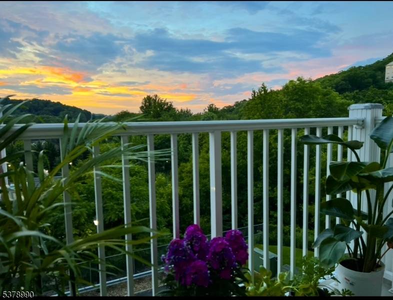 Bright and Sunny Exquisitely Maintained updated largest 1 Bedroom Den Office Guest BR with open layout and Gorgeous Unobstructed Mountain and private views.