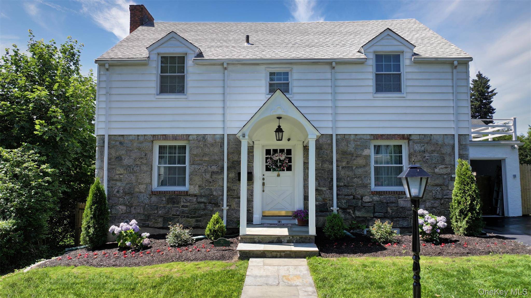 Furnished or unfurnished rental !