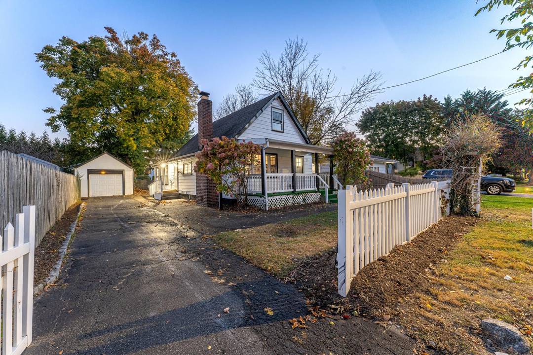 Located in the Half Hollow Hills area of Dix Hills, this original lovingly cared for cape home greets you with picket fence and adorable front porch, features eat in kitchen ...