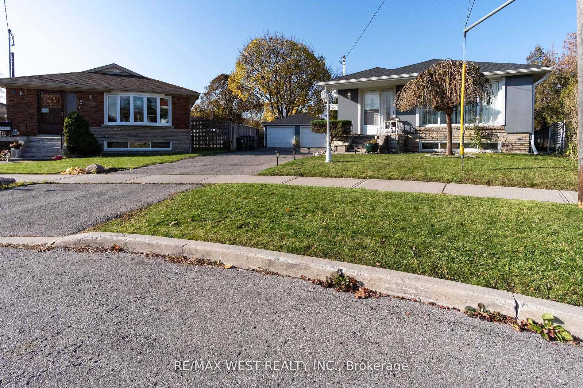 Income Booster ! Stunning, Bright amp ; Spacious Bungalow on a Private Court !