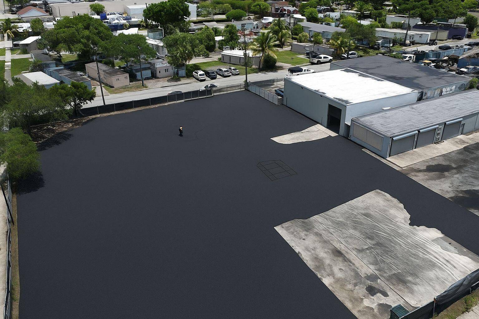 Outstanding warehouse opportunity in Hollywood !