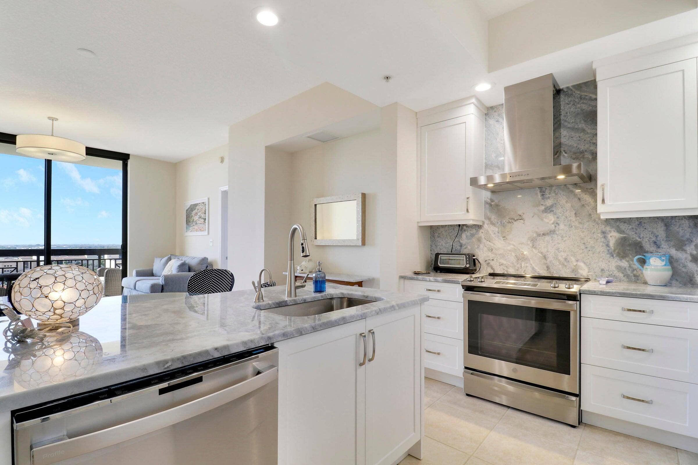 Ocean Views ! Intracoastal Views !
