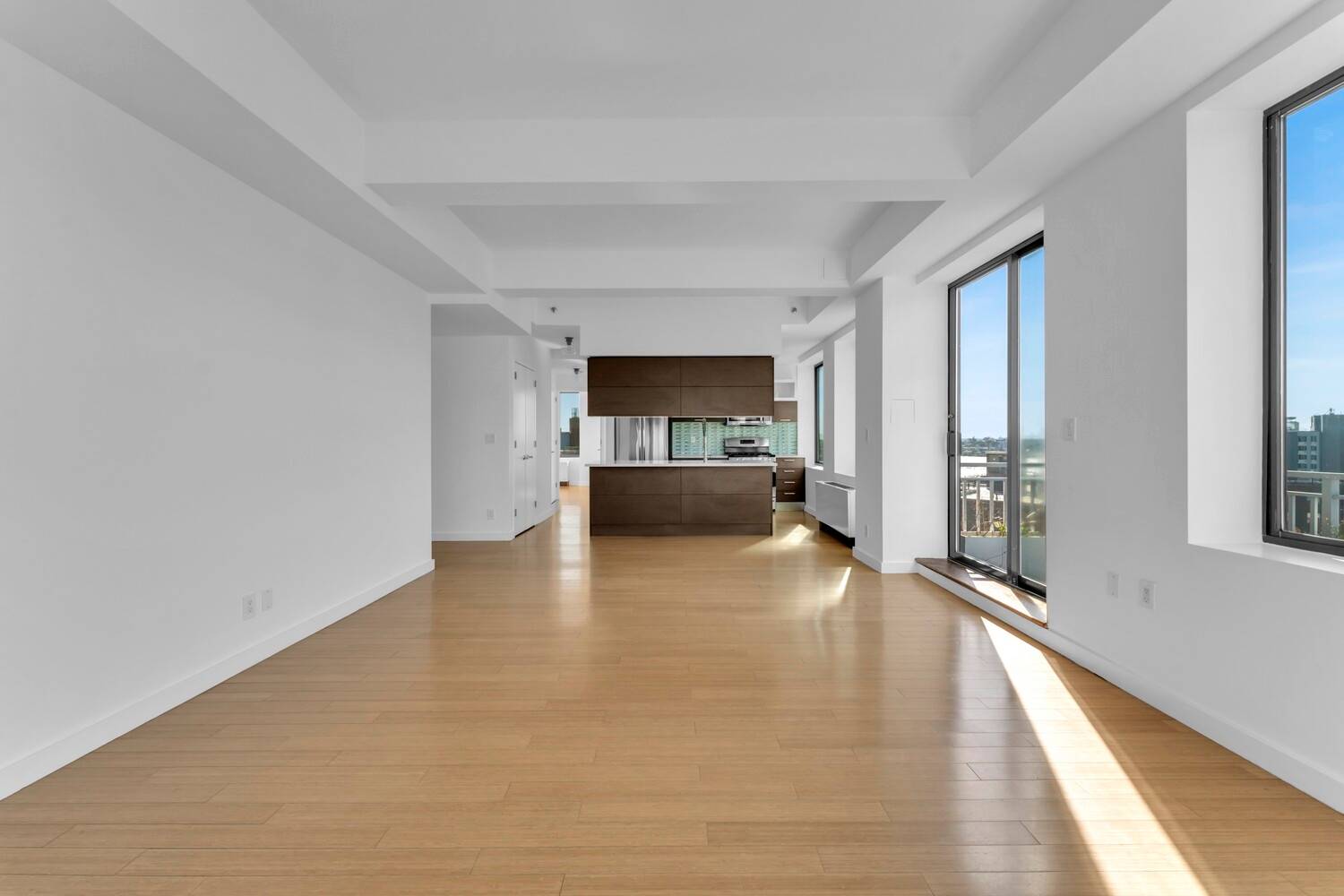 Experience sophisticated living in this immaculate three bedroom, two bathroom full floor penthouse at Observatory Place.