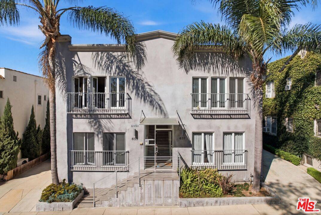 635  N Windsor Blvd 4BR Mid Wilshire La