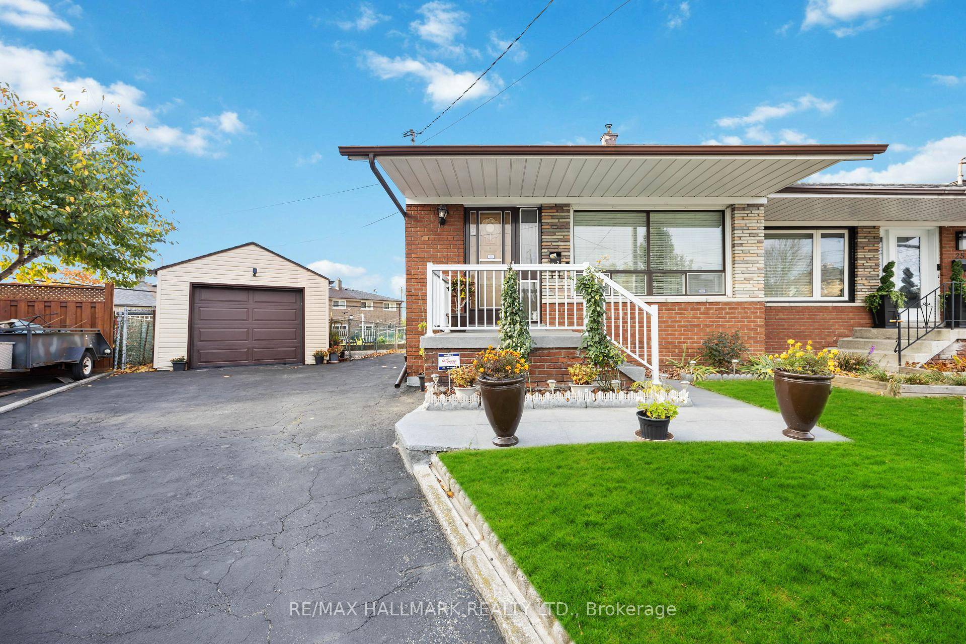 Spacious 4 Bedroom Home Nestled On A Quiet, Family Friendly Court In Toronto.