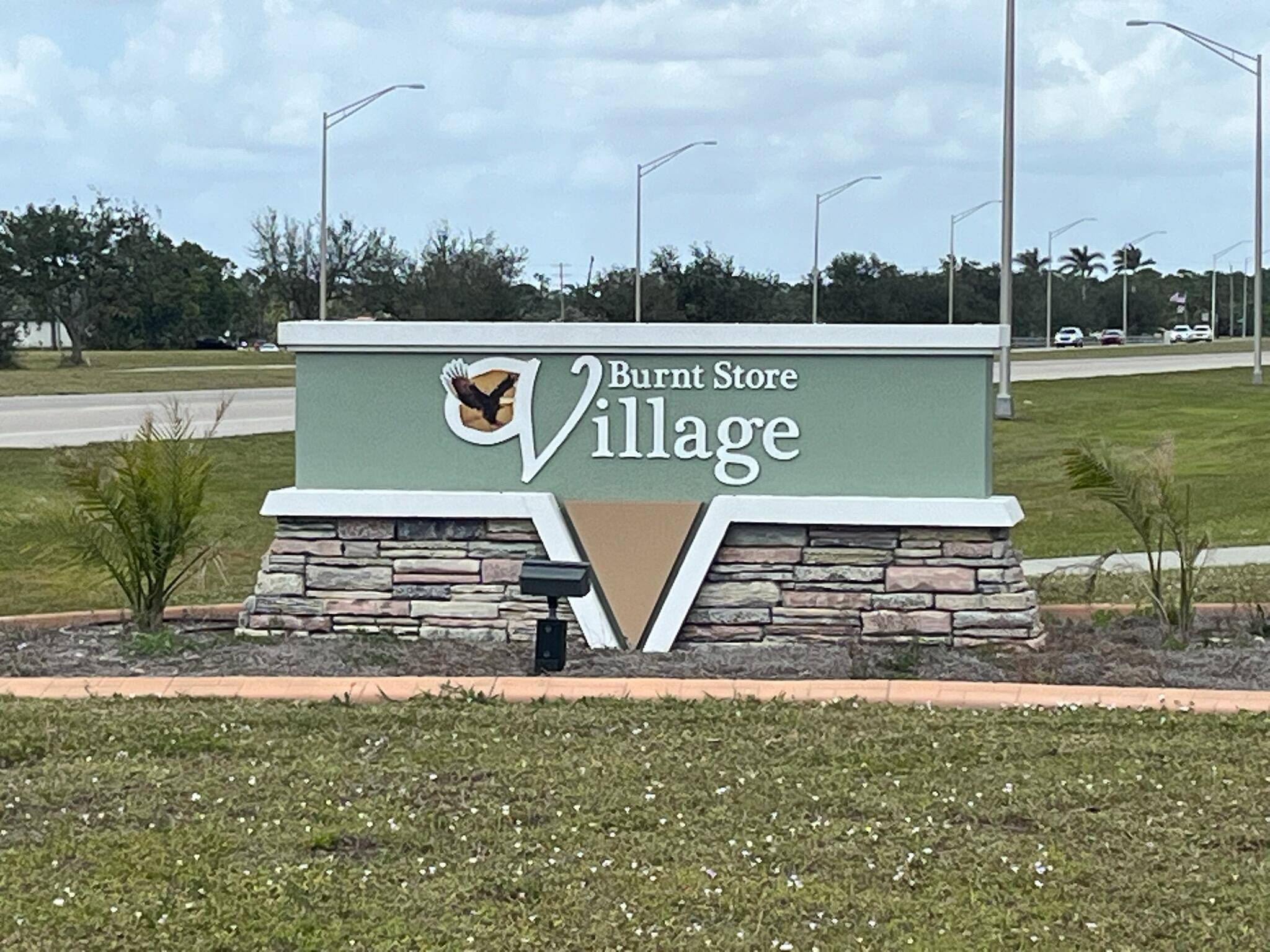 Don't miss this fantastic opportunity to own a lot in the Punta Gorda Isles.