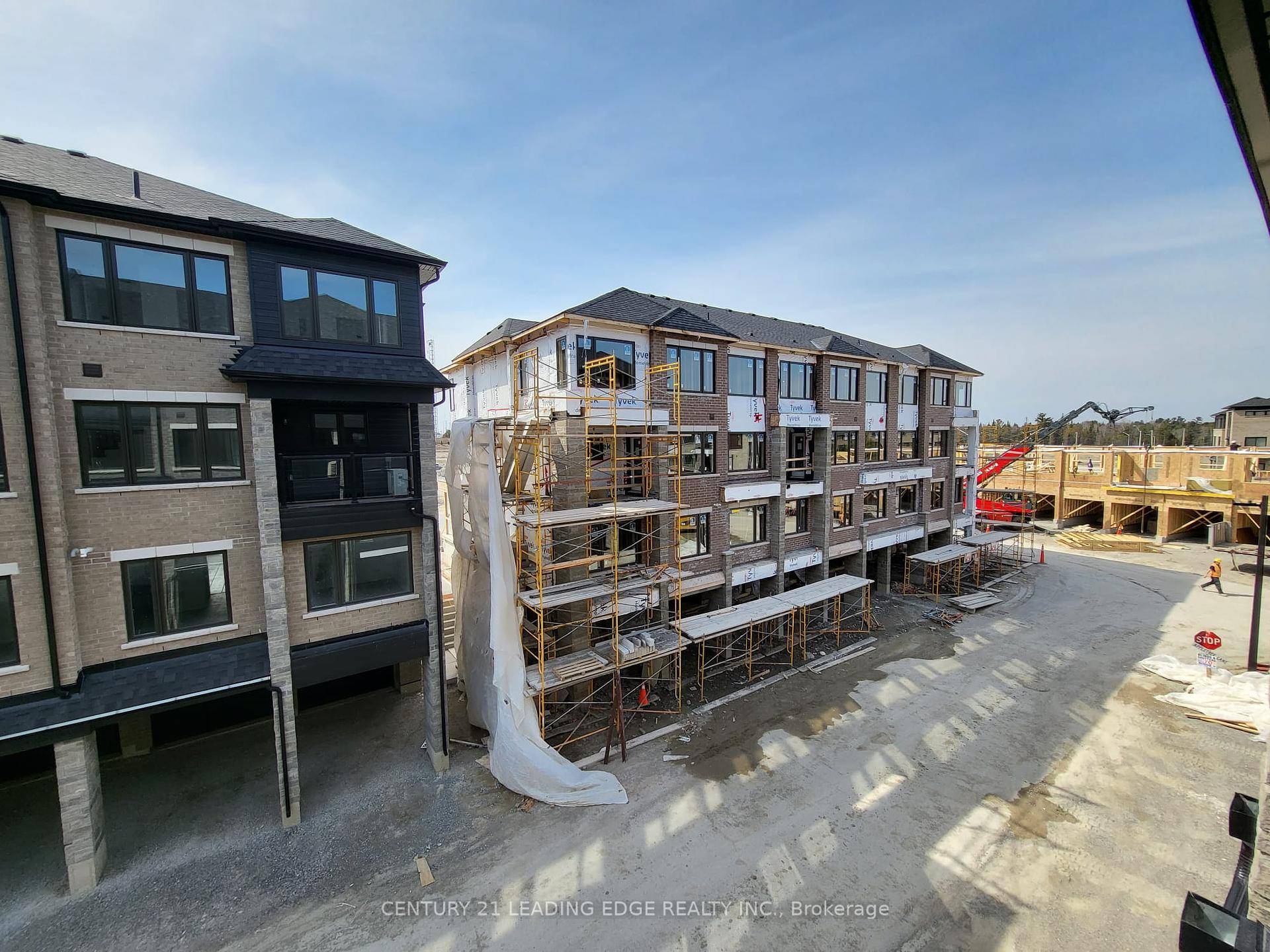 Welcome to 27 Magnolia Lane a beautifully designed 2 storey townhome offering over 1, 250 sq ft of thoughtfully laid out living space.