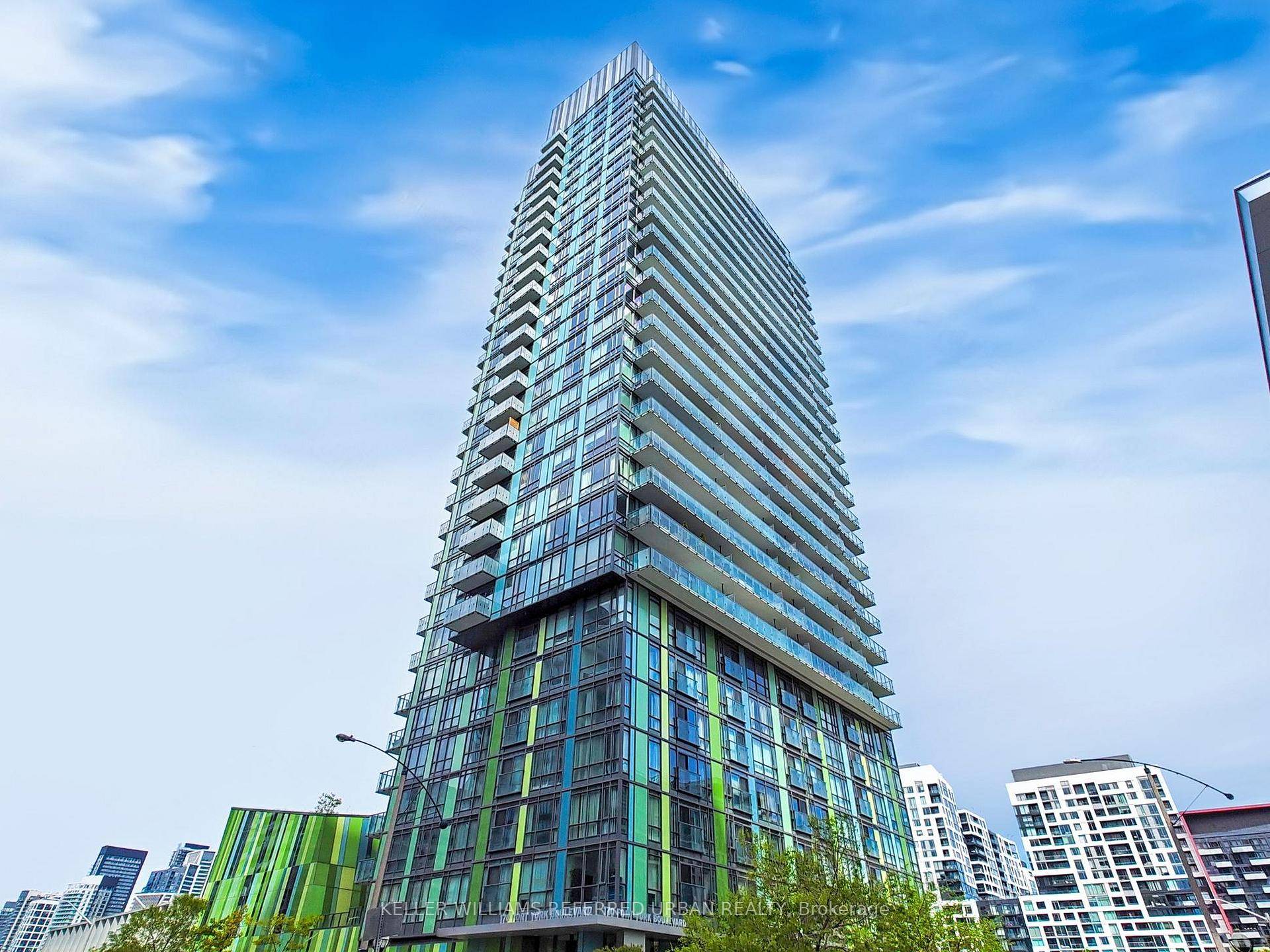 Welcome to urban living at its best at Library District Condos, perfectly located at Bathurst amp ; Fort York.