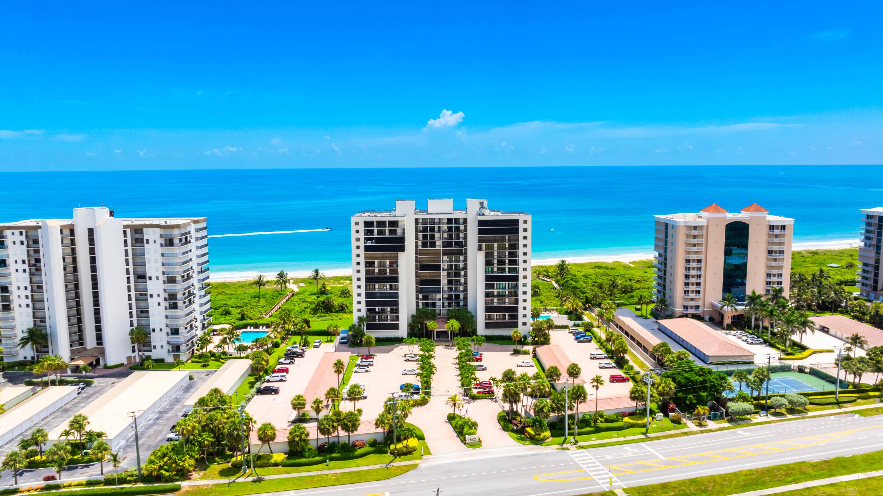 AMAZING BEACHFRONT VIEWS AND SUNRISES all yours from this OCEANFRONT 10TH FLOOR CONDO !