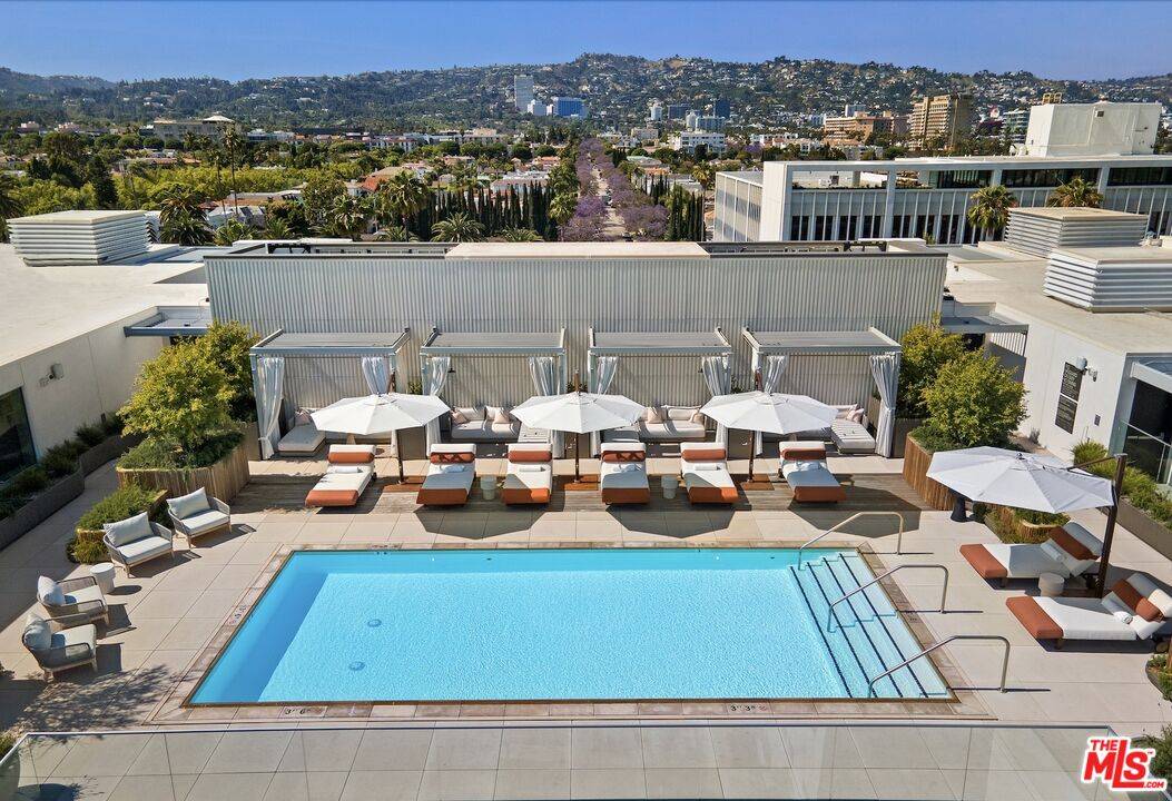9200 Wilshire Blvd 2BR Beverly Hills La