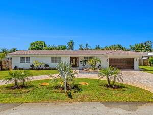 Great neighborhood in Lighthouse Point So close to the Ocean, Rare large lot at 12, 325 completely remodeled.