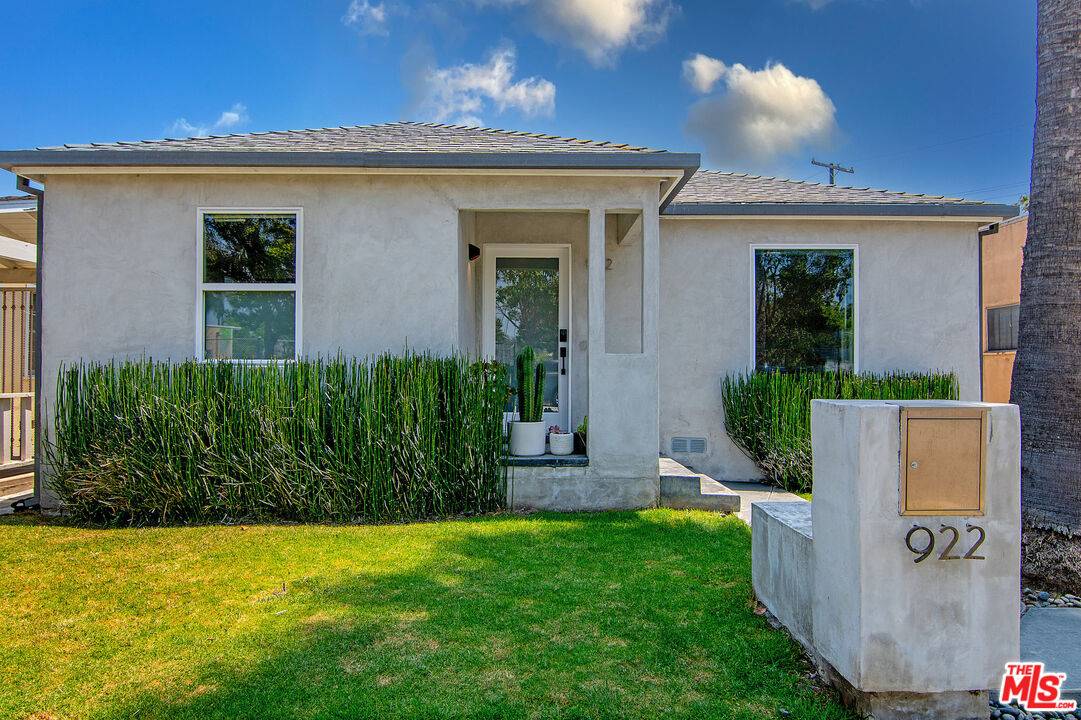 922 Garfield Ave 3BR Marina Del Rey La
