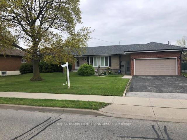 Welcome to 209 Nash Rd N in Hamilton's thriving East end.